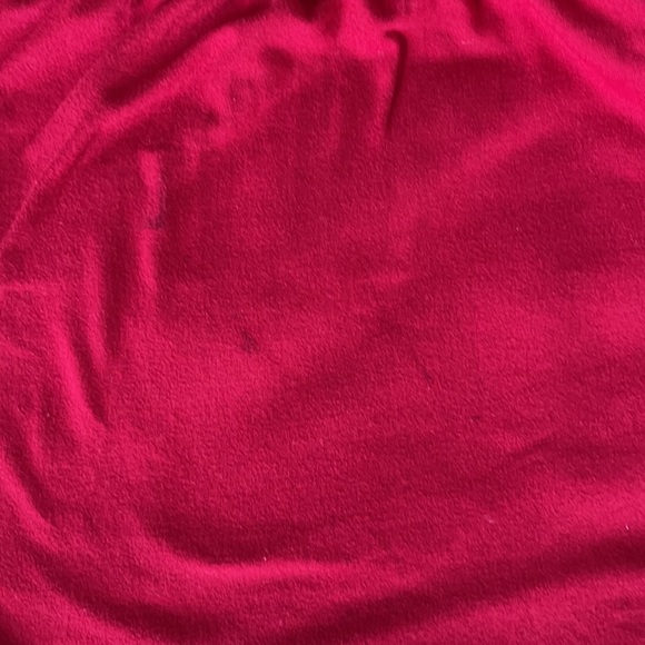 Red top - Picture 2 of 2